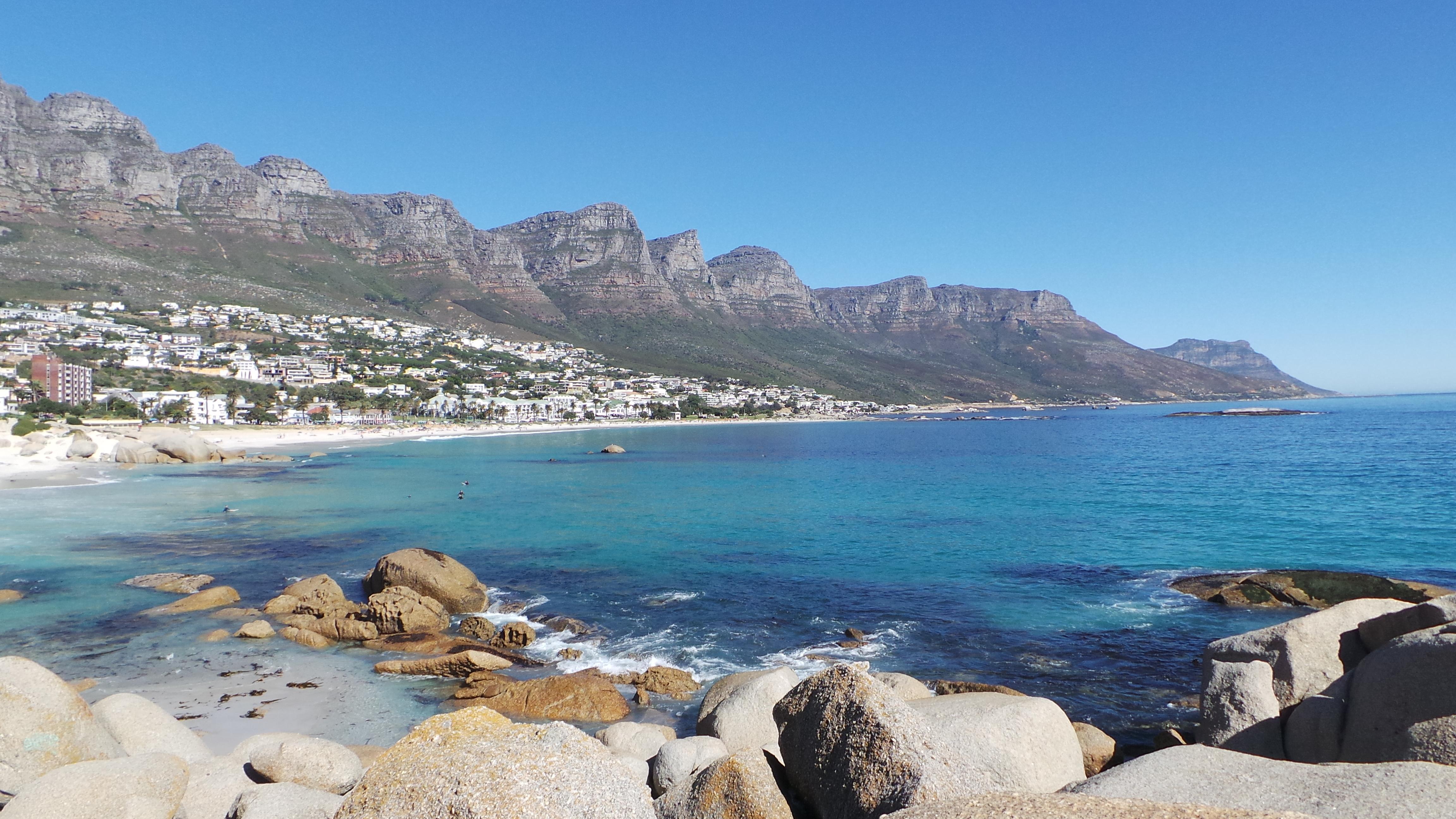 South Beach Camps Bay Boutique Hotel Cape Town Bagian luar foto View of Hout Bay